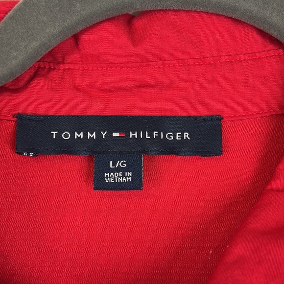 Tommy Hilfiger top- 3/$25 deal - Picture 2 of 5